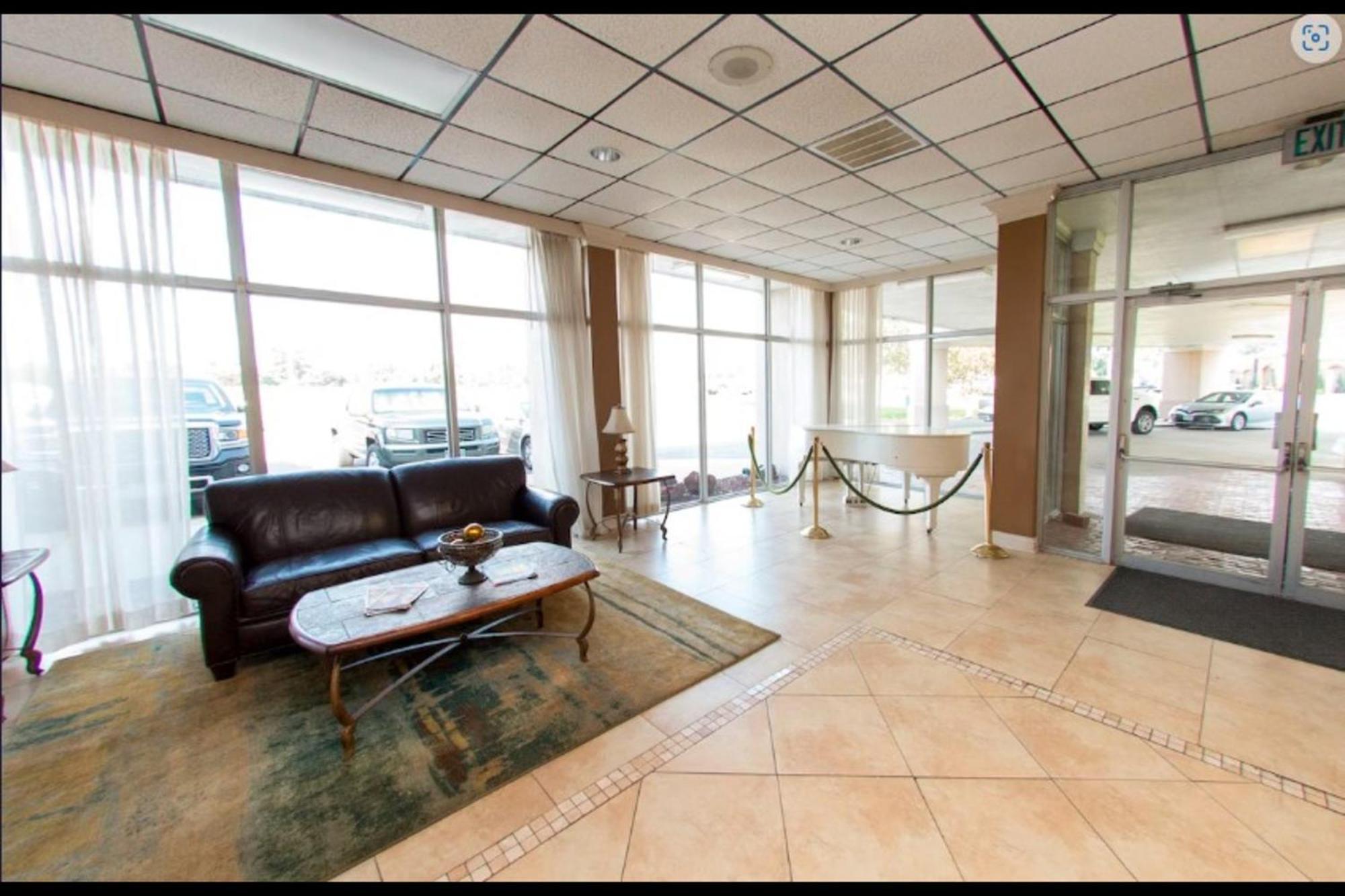 Oyo Hotel Audubon Baton Rouge Port Allen I-10 Exterior photo